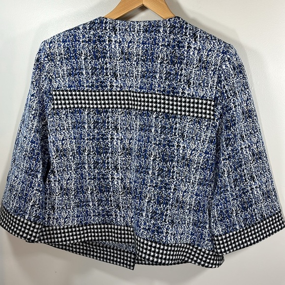 Cabi Woman's 21 Club Jacket and Skirt Set Hounds Tooth Black White Blue - Picture 9 of 14
